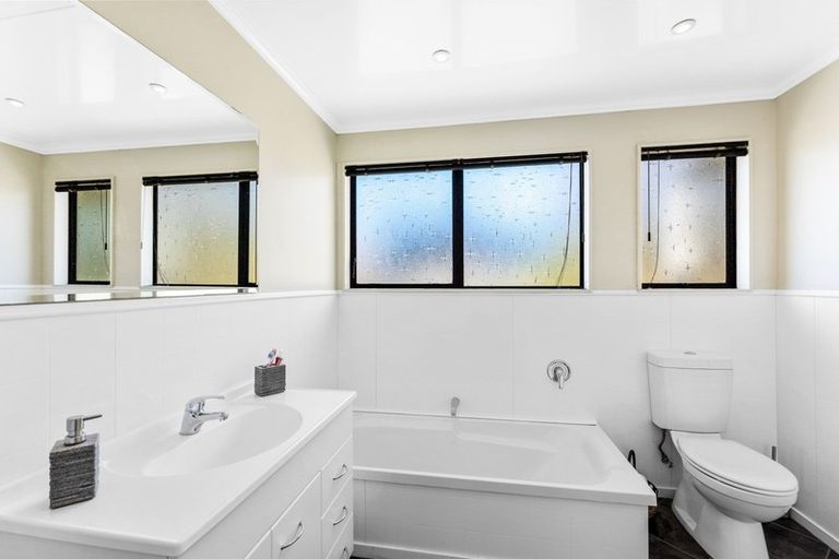 Photo of property in 19 Topaz Street, Birchville, Upper Hutt, 5018