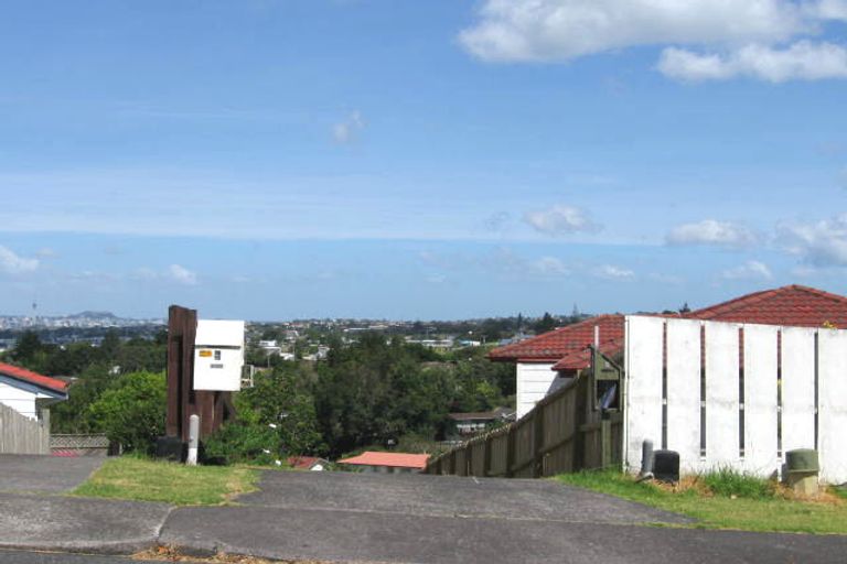 Photo of property in 6 Laurina Road, Sunnynook, Auckland, 0620