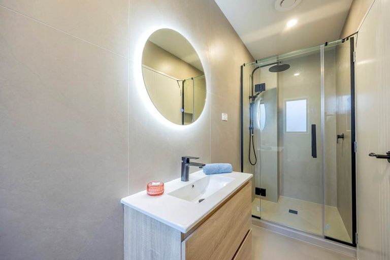 Photo of property in 134a Mokoia Road, Chatswood, Auckland, 0626