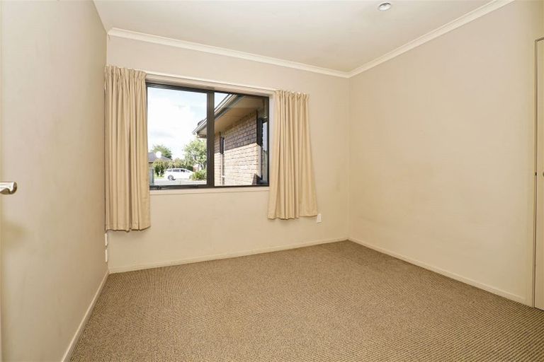 Photo of property in 33 Ravenscourt Place, Huntington, Hamilton, 3210