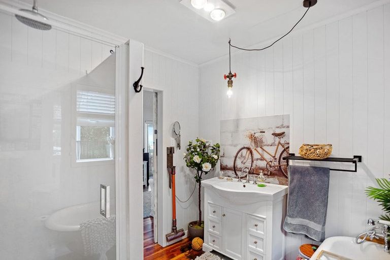 Photo of property in 43 Waiomu Valley Road, Waiomu, Thames, 3575