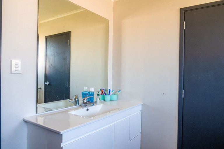 Photo of property in 6 Matipo Place, Edgecumbe, 3120