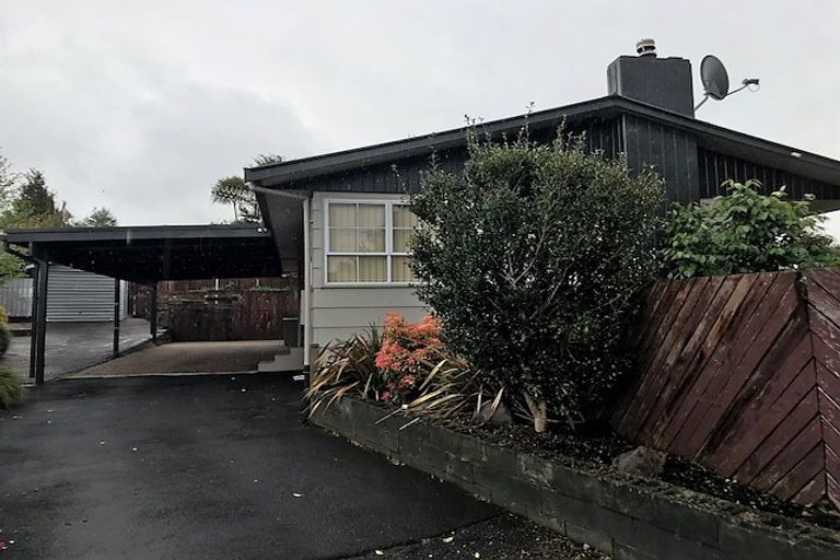 Photo of property in 112 Homedale Street, Pukehangi, Rotorua, 3015