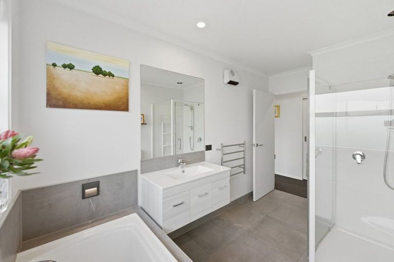 Photo of property in 26 Jules Crescent, Bell Block, New Plymouth, 4312