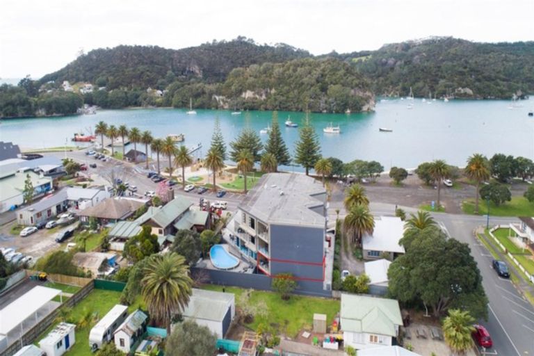 Photo of property in 1/8a The Esplanade, Whitianga, 3510