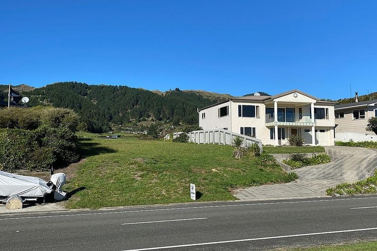 Photo of property in 1106 Abel Tasman Drive, Ligar Bay, Takaka, 7183