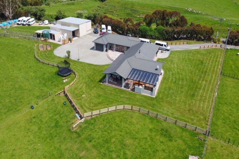 Photo of property in 143a Weber Road, Dannevirke, 4971