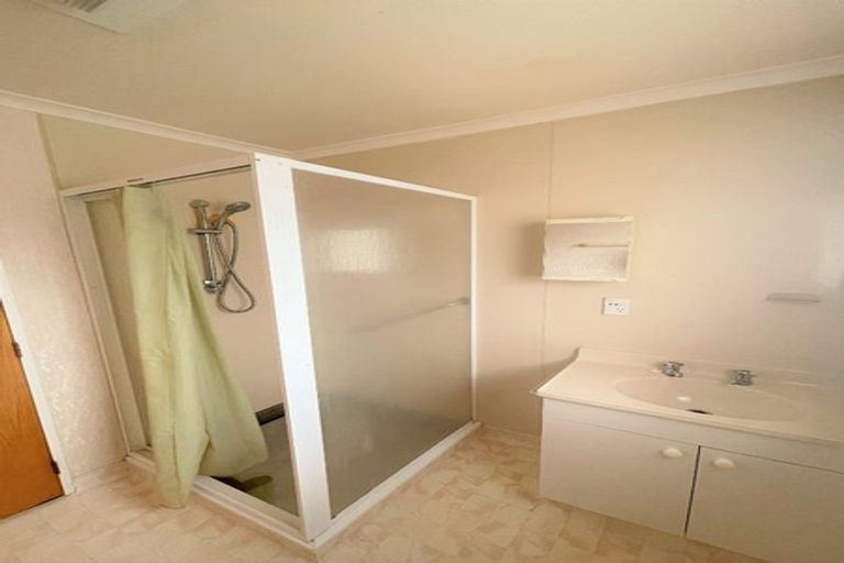 Photo of property in 9b Saxton Street, Levin, 5510