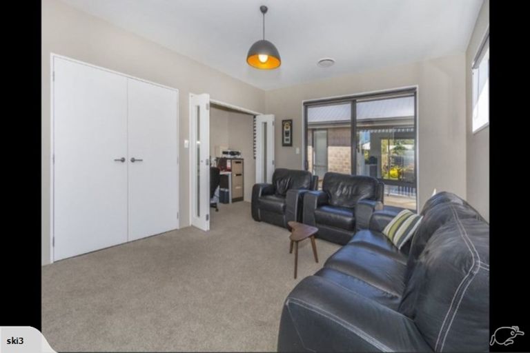 Photo of property in 65 Metehau Street, Marshland, Christchurch, 8083