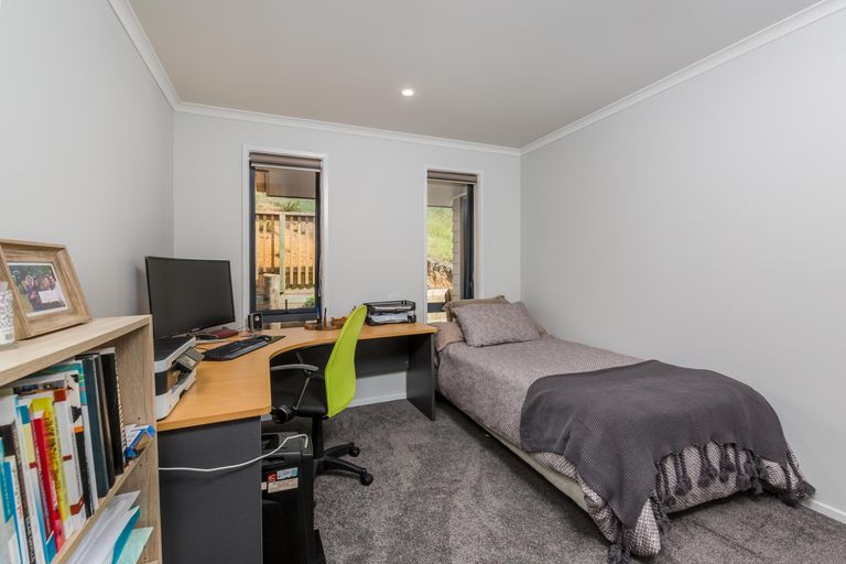 Photo of property in 37 Alderton Drive, Kerikeri, 0230