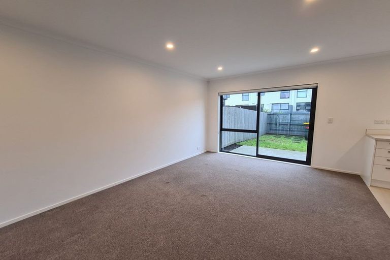 Photo of property in 86 Whenuapai Drive, Whenuapai, Auckland, 0618