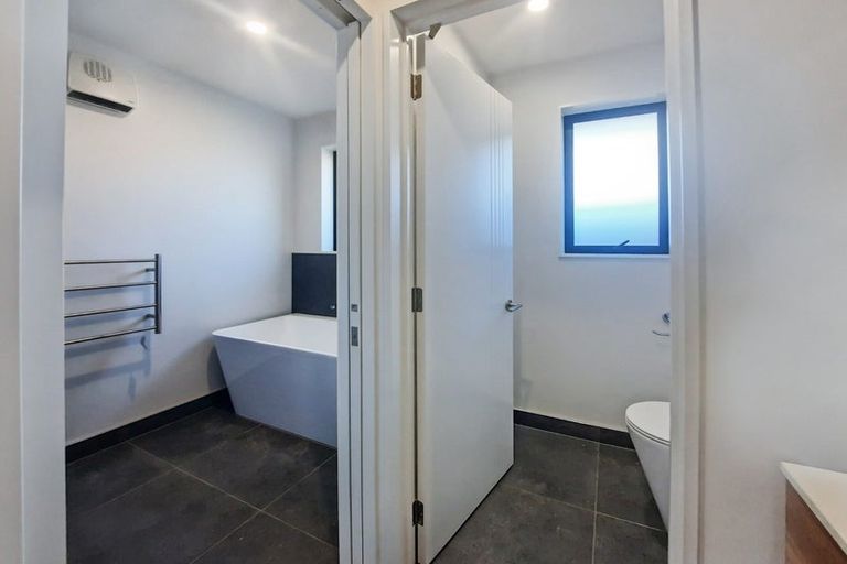 Photo of property in 27 Mehrtens Crescent, Woodend, 7691