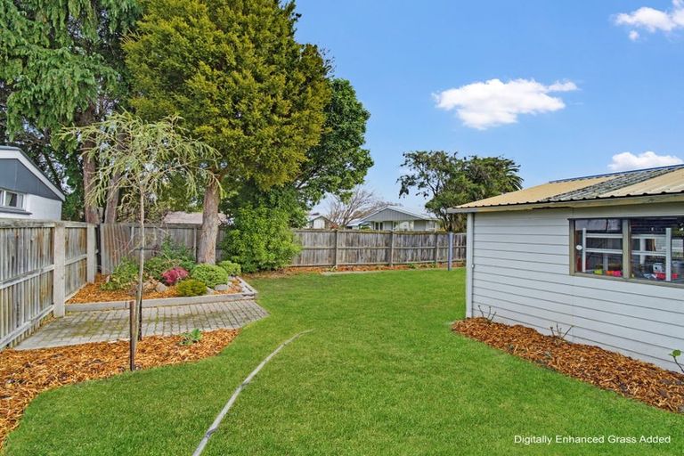 Photo of property in 16 Colesbury Street, Bishopdale, Christchurch, 8053