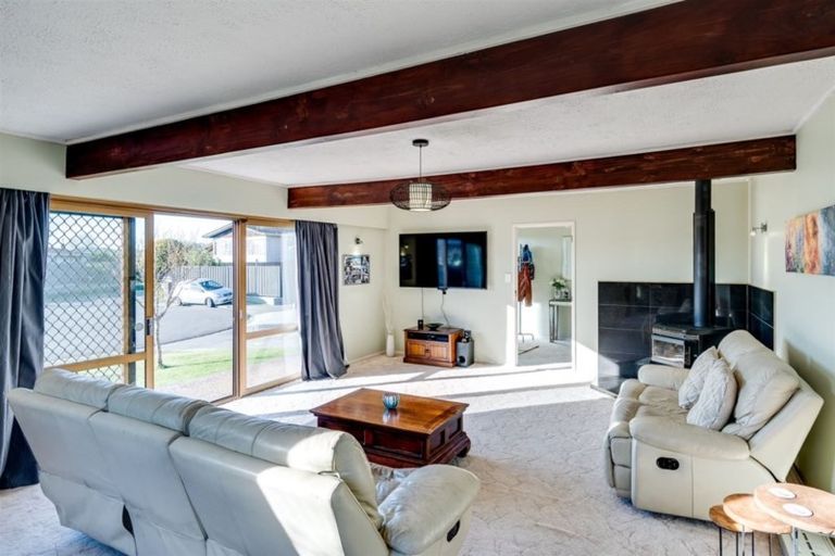 Photo of property in 6 Somerset Place, Taradale, Napier, 4112