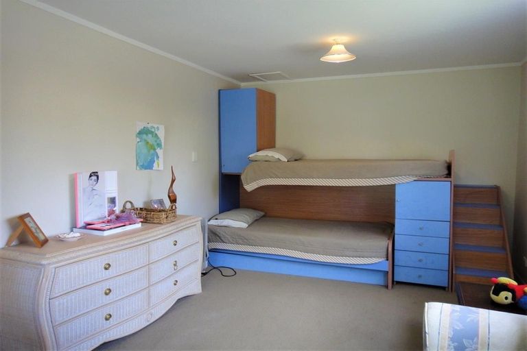 Photo of property in 136 One Tree Point Road, One Tree Point, 0118