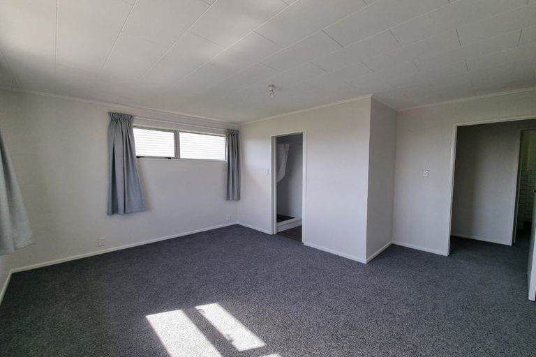 Photo of property in 7 Finn Place, Titahi Bay, Porirua, 5022