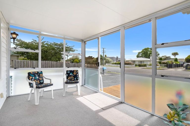 Photo of property in 29 Hannan Street, Levin, 5510