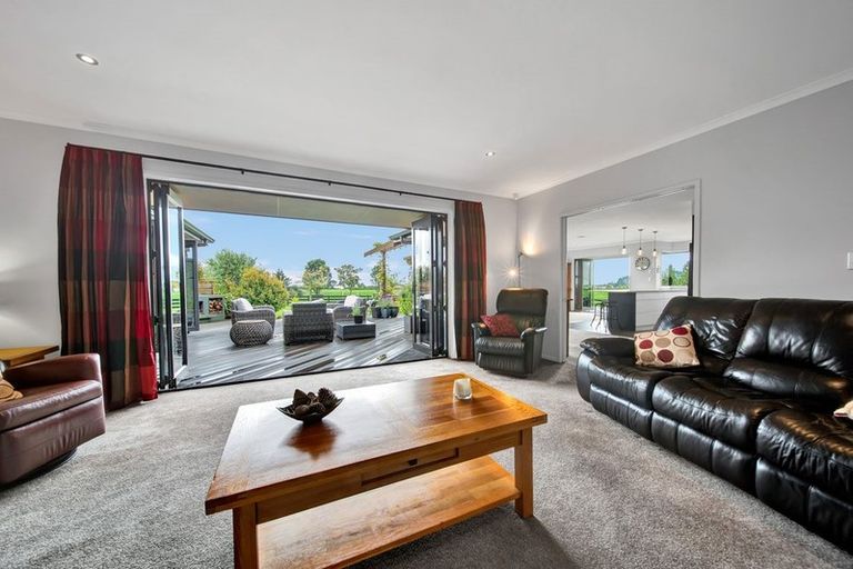 Photo of property in 569 Smart Road, Hillsborough, New Plymouth, 4372