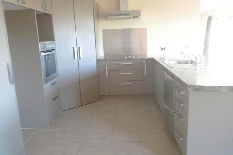 Photo of property in 3 Manuka Place, Whalers Gate, New Plymouth, 4310