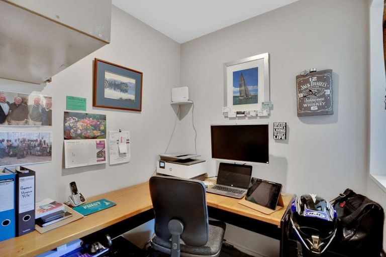 Photo of property in 75 Willowside Place, Amberley, 7410