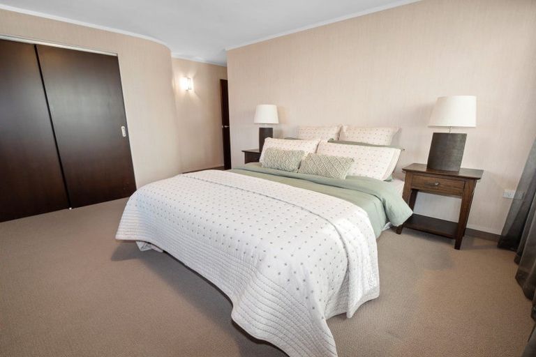 Photo of property in 10 The Mall, Mount Maunganui, 3116