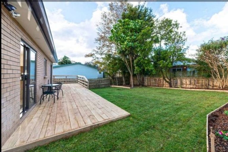 Photo of property in 22a Kamara Road, Glen Eden, Auckland, 0602