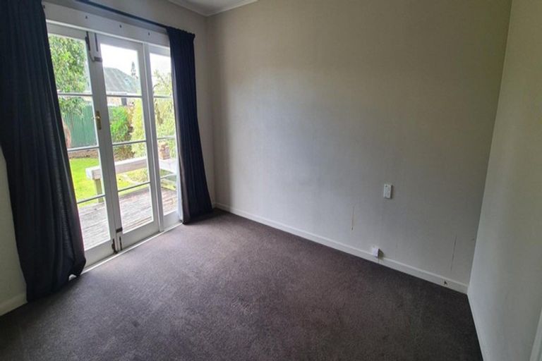 Photo of property in 15 Garnett Avenue, Forest Lake, Hamilton, 3200