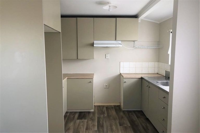 Photo of property in 2/45 Templeton Place, Clendon Park, Auckland, 2103