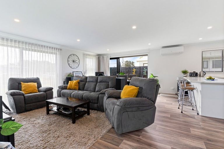 Photo of property in 308a Given Avenue, Whangamata, 3620