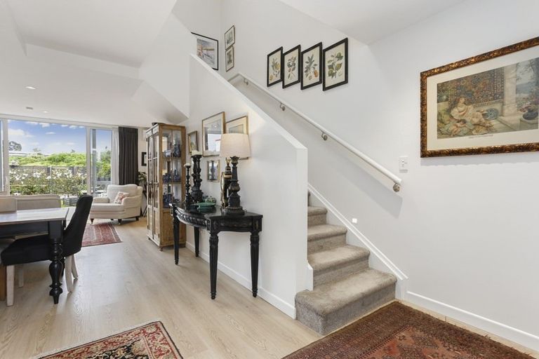 Photo of property in 24 Tanners Road, Mangere Bridge, Auckland, 2022