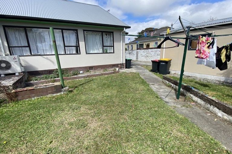 Photo of property in 581 Ferry Road, Woolston, Christchurch, 8023