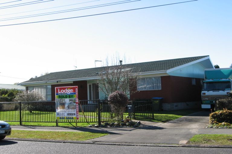 Photo of property in 18 Regent Street, Silverdale, Hamilton, 3216