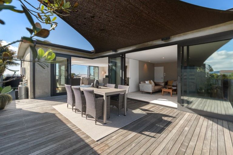 Photo of property in 3 Pine Avenue, Otumoetai, Tauranga, 3110