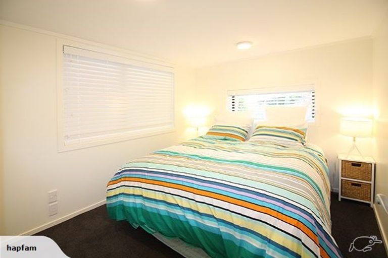 Photo of property in 1/49 Brigantine Drive, Beach Haven, Auckland, 0626