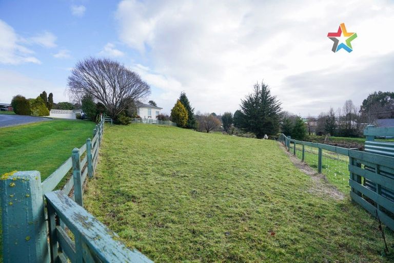 Photo of property in 8 Hughies Lane, Otautau, 9610