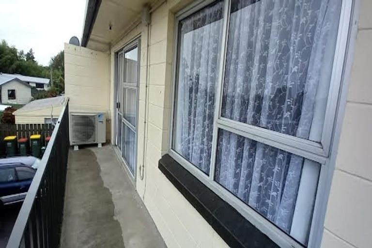 Photo of property in 6/4 Wha Street, Frankton, Hamilton, 3204