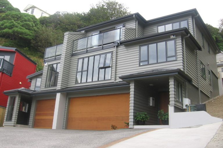 Photo of property in 13 Bank Road, Northland, Wellington, 6012