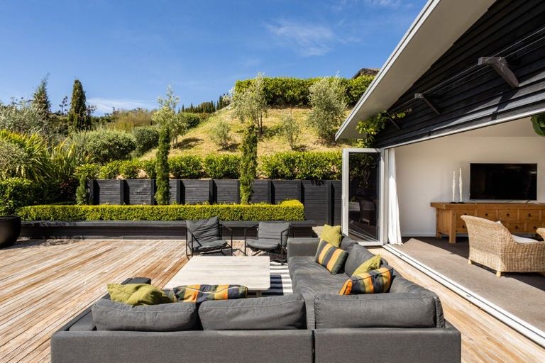 Photo of property in 257 Black Barn Road, Havelock North, 4294