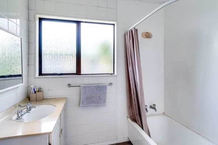 Photo of property in 3/806 Saint Aubyn Street East, Parkvale, Hastings, 4122