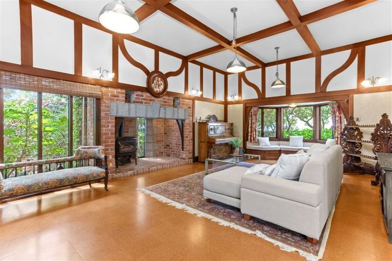 Photo of property in 283 Papanui Road, Merivale, Christchurch, 8052