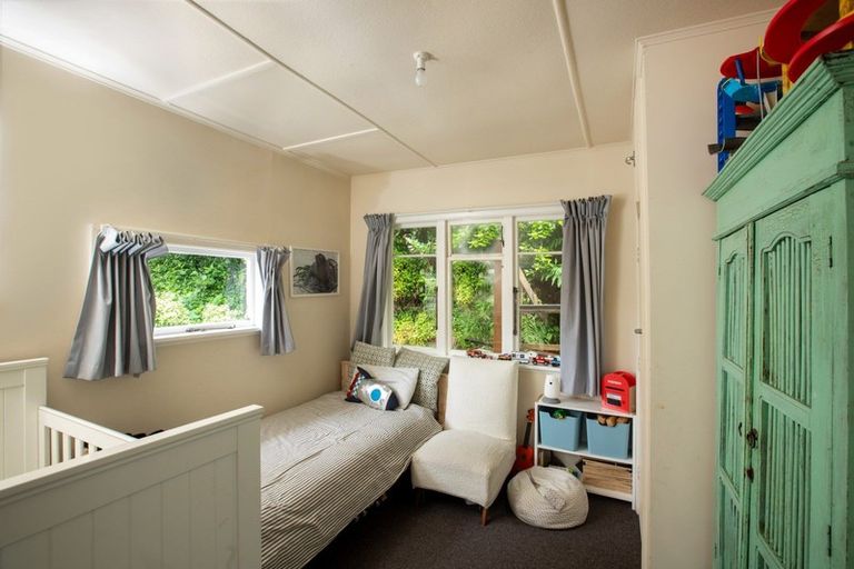 Photo of property in 28 Tipahi Street, Nelson South, Nelson, 7010