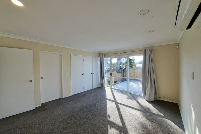 Photo of property in 1 Harrington Road, Henderson, Auckland, 0610
