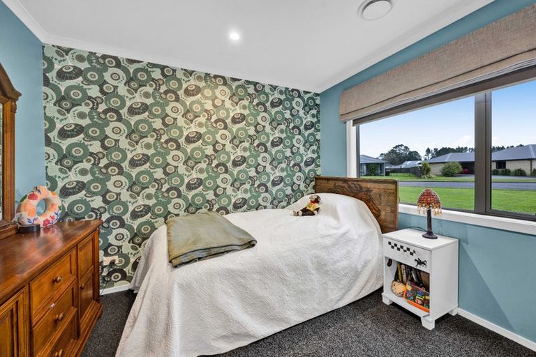 Photo of property in 7 Mercade Close, Stratford, 4332