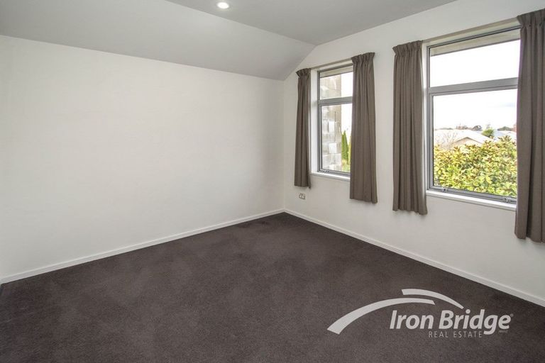 Photo of property in 11 Philippe Avenue, Yaldhurst, Christchurch, 8042