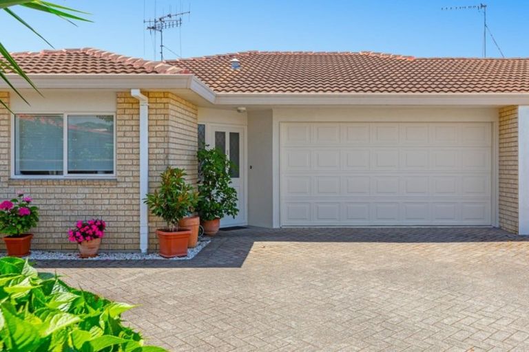 Photo of property in 7a Lilac Place, Otumoetai, Tauranga, 3110