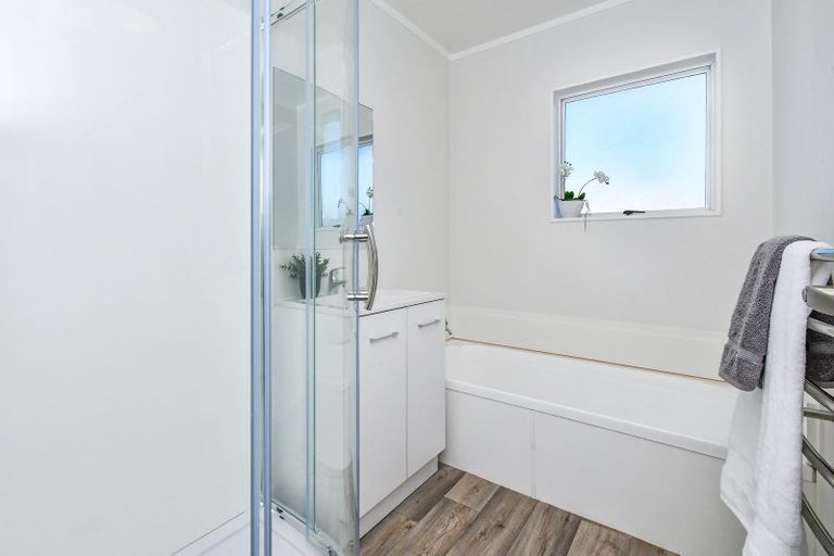 Photo of property in 1/5 Navigator Place, Papatoetoe, Auckland, 2025