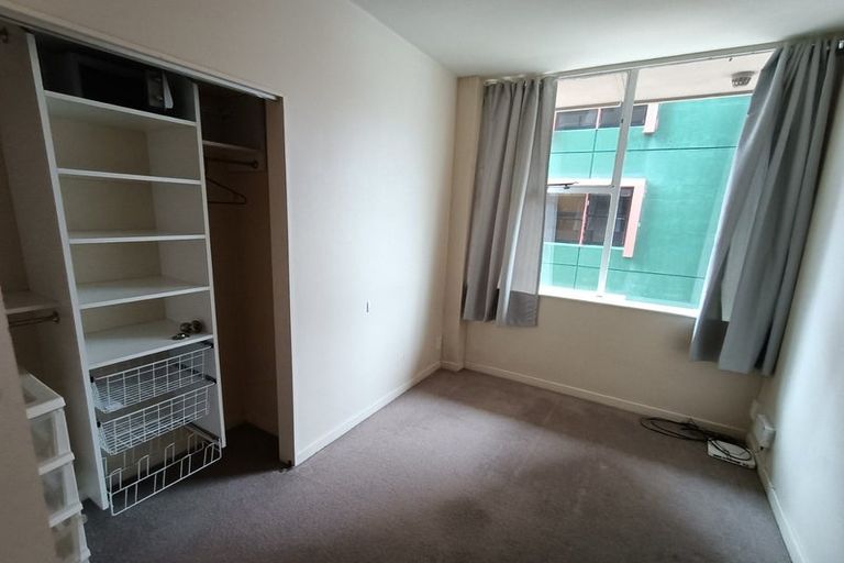 Photo of property in Terrace Tower Apartments, 8b/126 The Terrace, Wellington Central, Wellington, 6011