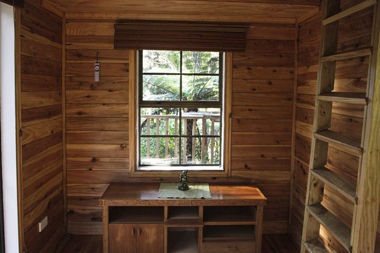 Photo of property in 126 Lone Kauri Road, Karekare, Auckland, 0772