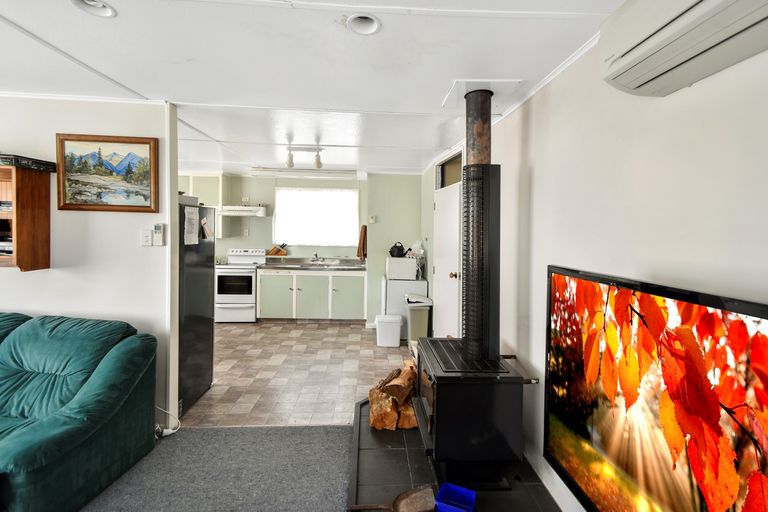 Photo of property in 50 Omahau Crescent, Twizel, 7901