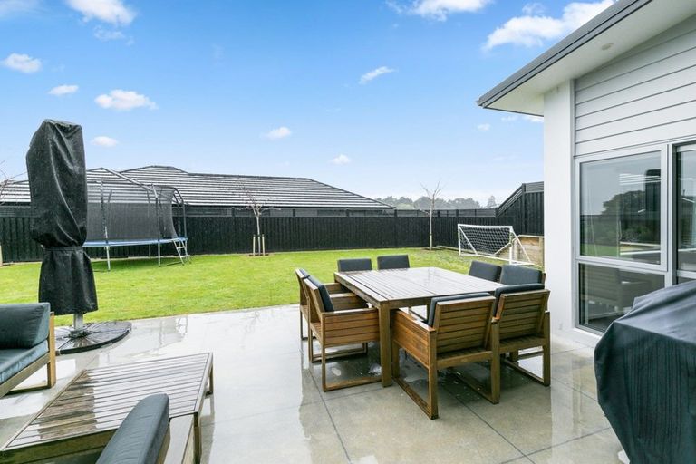 Photo of property in 4 Hopkirk Avenue, Wallaceville, Upper Hutt, 5018